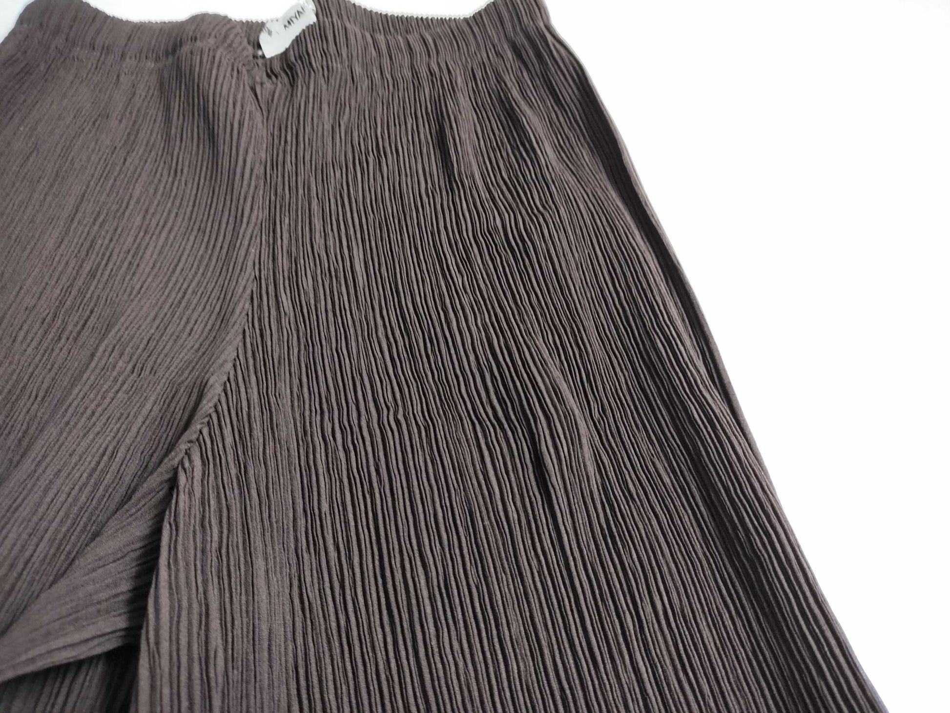 ISSEY MIYAKE Pleated Straight Pants IM80-FF905 Brown S Pants