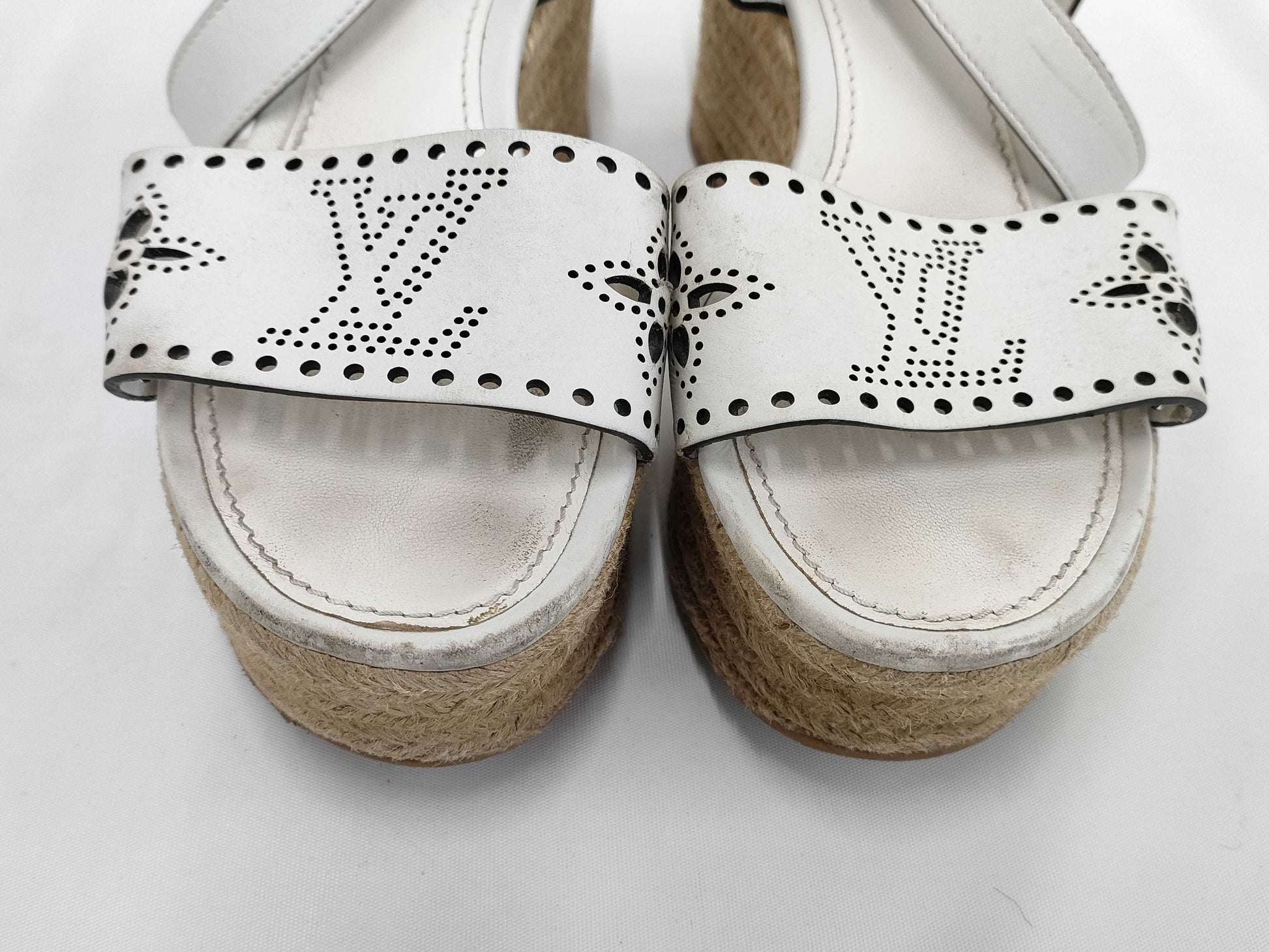 LOUIS VUITTON Horizon Leather Sandals SC1201 White Size 37 1/2 Sandals