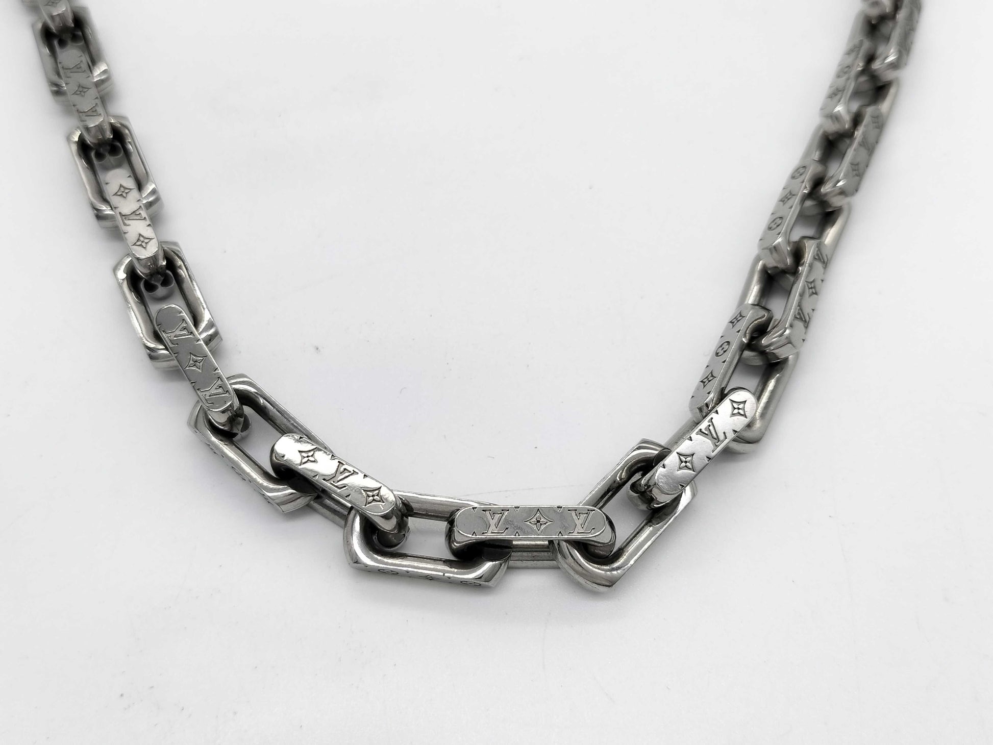 LOUIS VUITTON LE 4213 LOUIS VUITTON M64196 Collier Chain Necklace Necklace Necklace