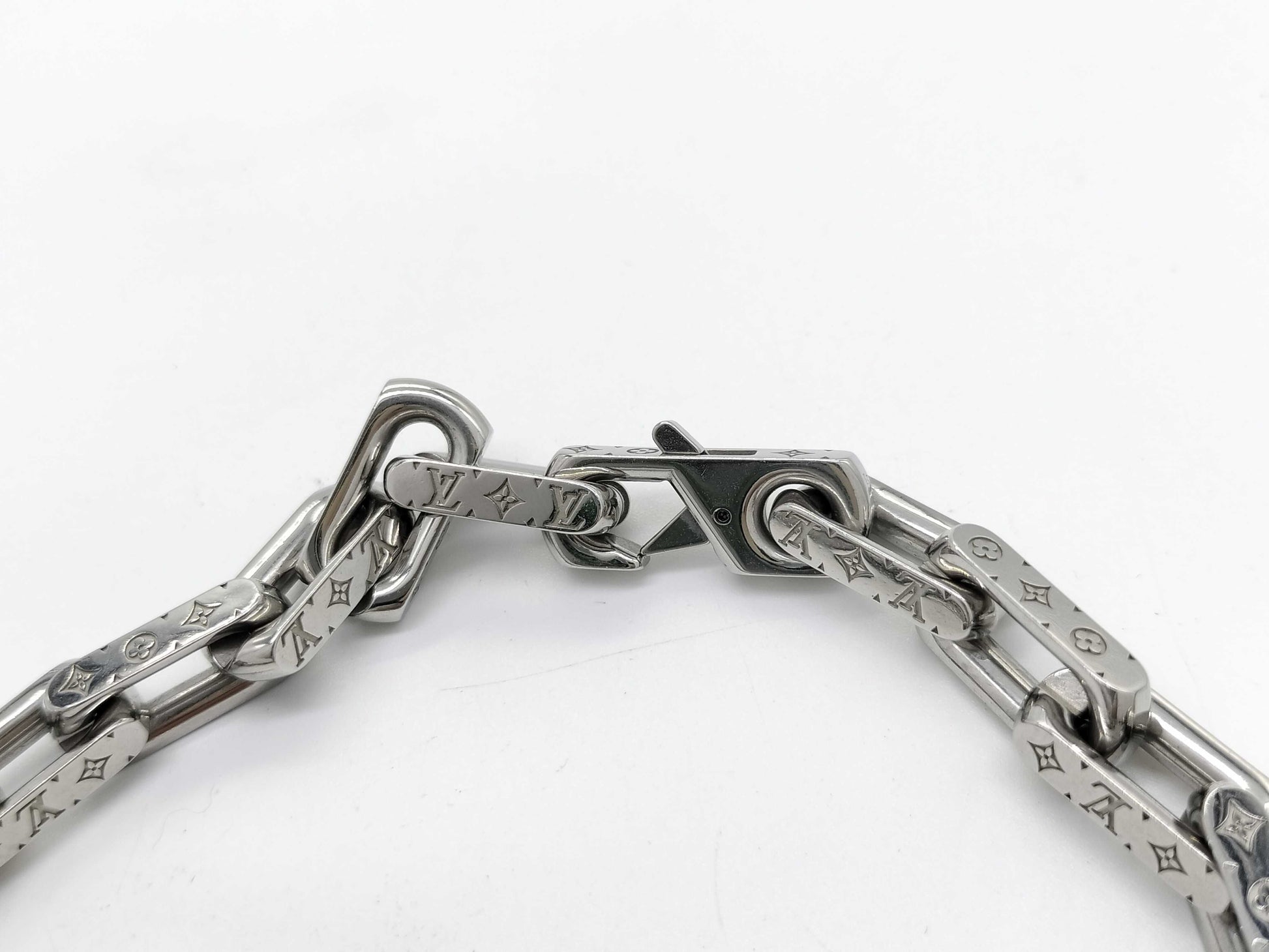 LOUIS VUITTON LE 4213 LOUIS VUITTON M64196 Collier Chain Necklace Necklace Necklace