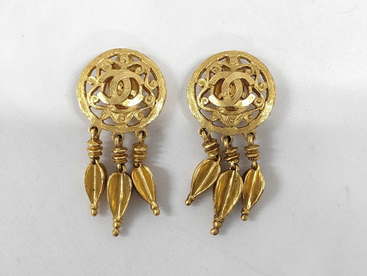 CHANEL CHANEL Earrings 95A Swing Gold Earrings