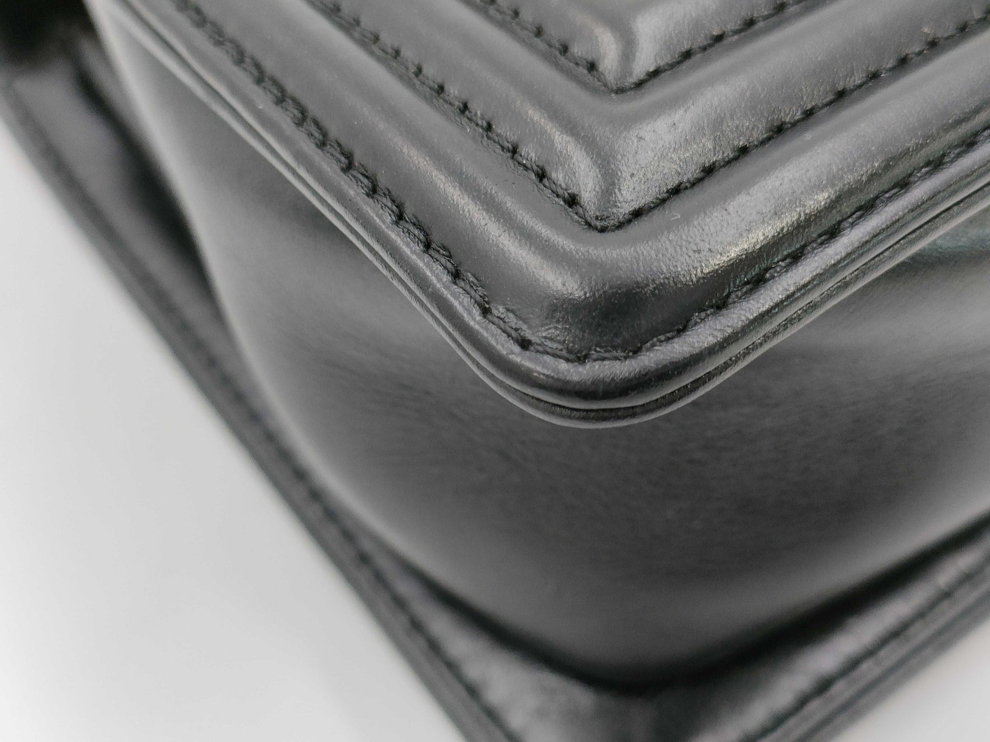 CHANEL Boy Chanel AS3018 Shoulder Bag