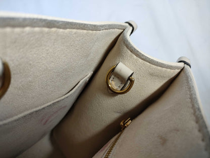 LOUIS VUITTON On the Go PM M46569 Handbag