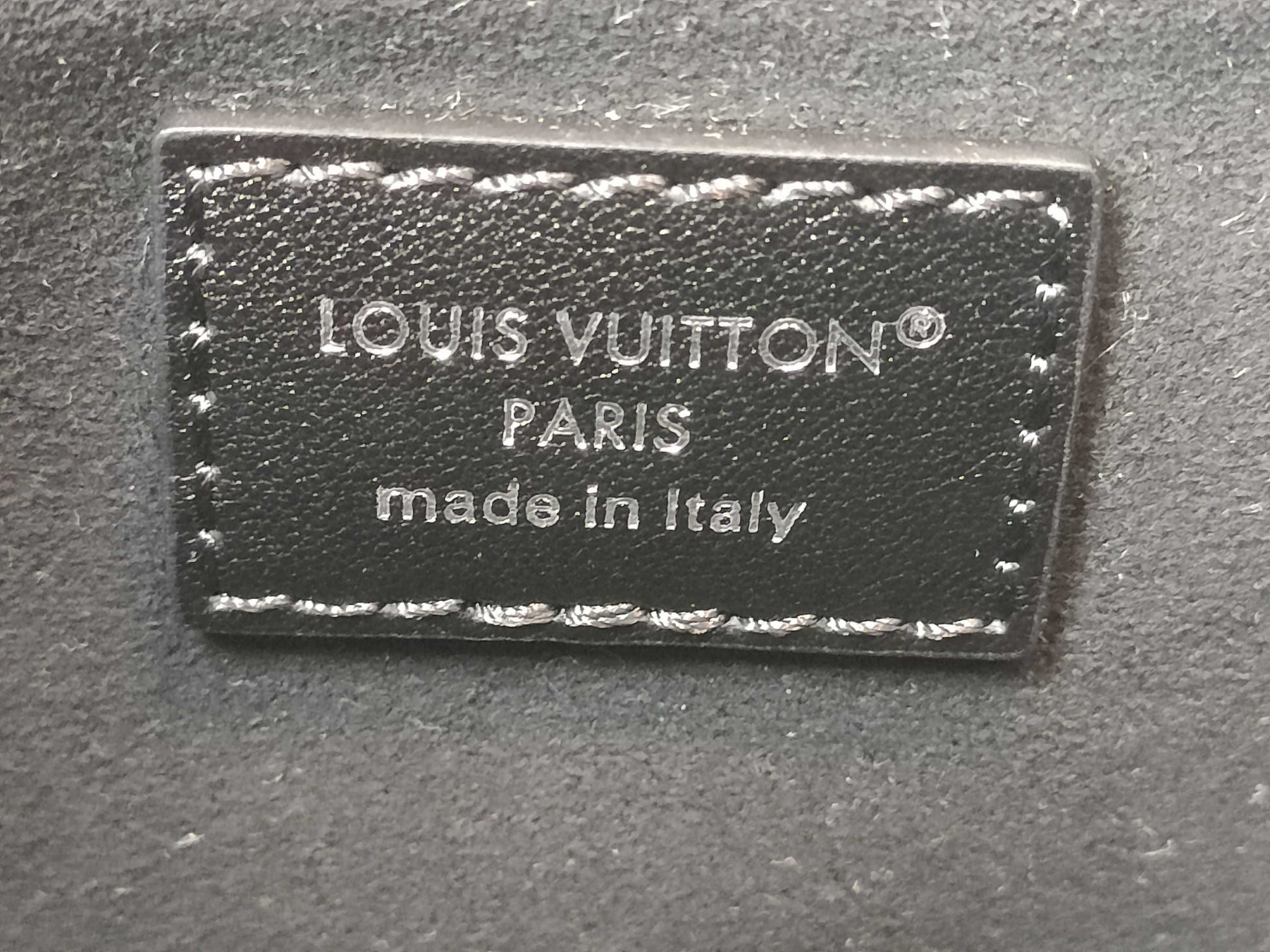 LOUIS VUITTON Carryall Vibe BB M12888 Shoulder Bag