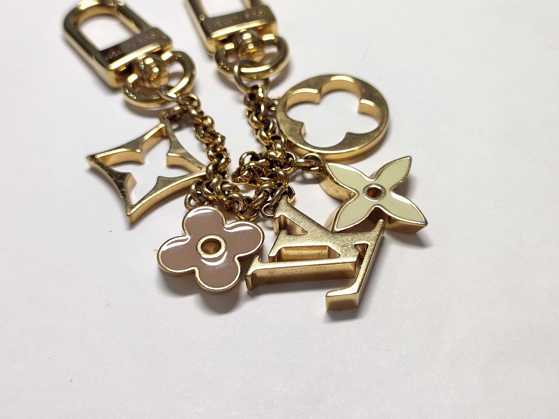 LOUIS VUITTON Monogram Bag Charm Chain Fleur de Monogram M01413 Charm