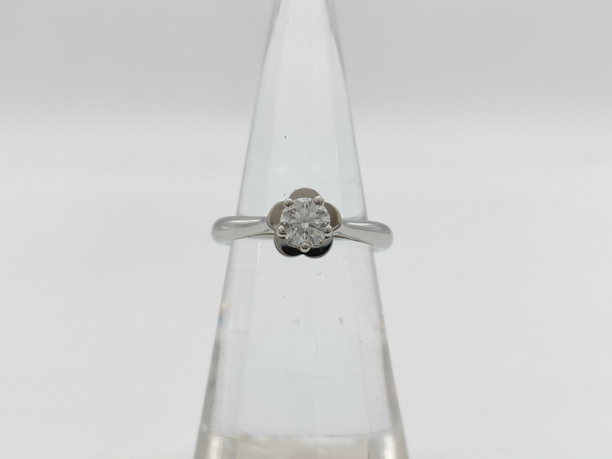 CHANEL Camellia #49 D0.41ct PT950 5.1g Ring 