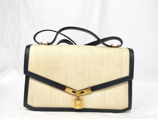 HERMES Crinoline Cadena Lock Shoulder Bag with I Stamp, Ivory