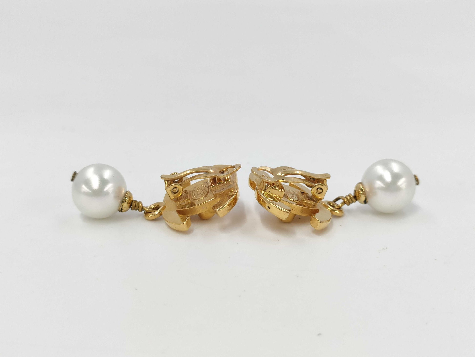 CHANEL 96A Turnlock Pearl Earrings