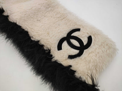 CHANEL fur scarf with logo and Coco mark