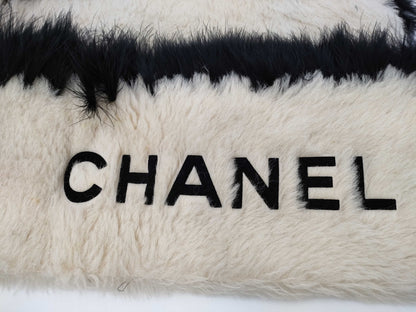 CHANEL fur scarf with logo and Coco mark