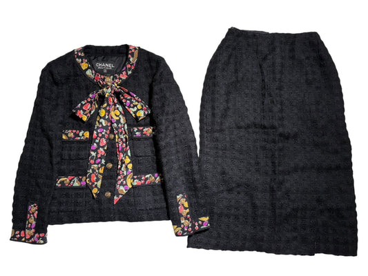 CHANEL 80s Vintage Tweed Set with Scarf and Gold Buttons, Size 36, Other Apparel