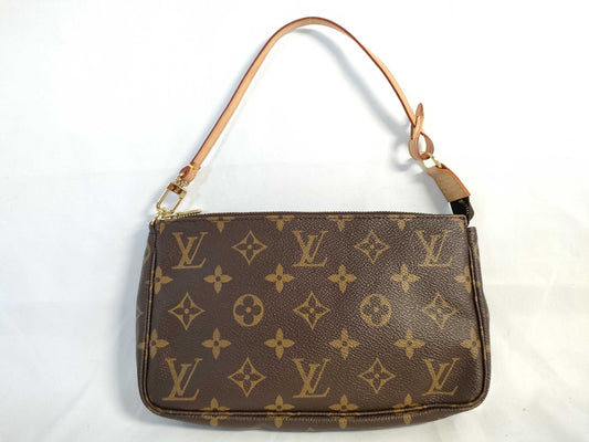 LOUIS VUITTON Monogram Pochette Accessoires M40712/VI1001 Handbag