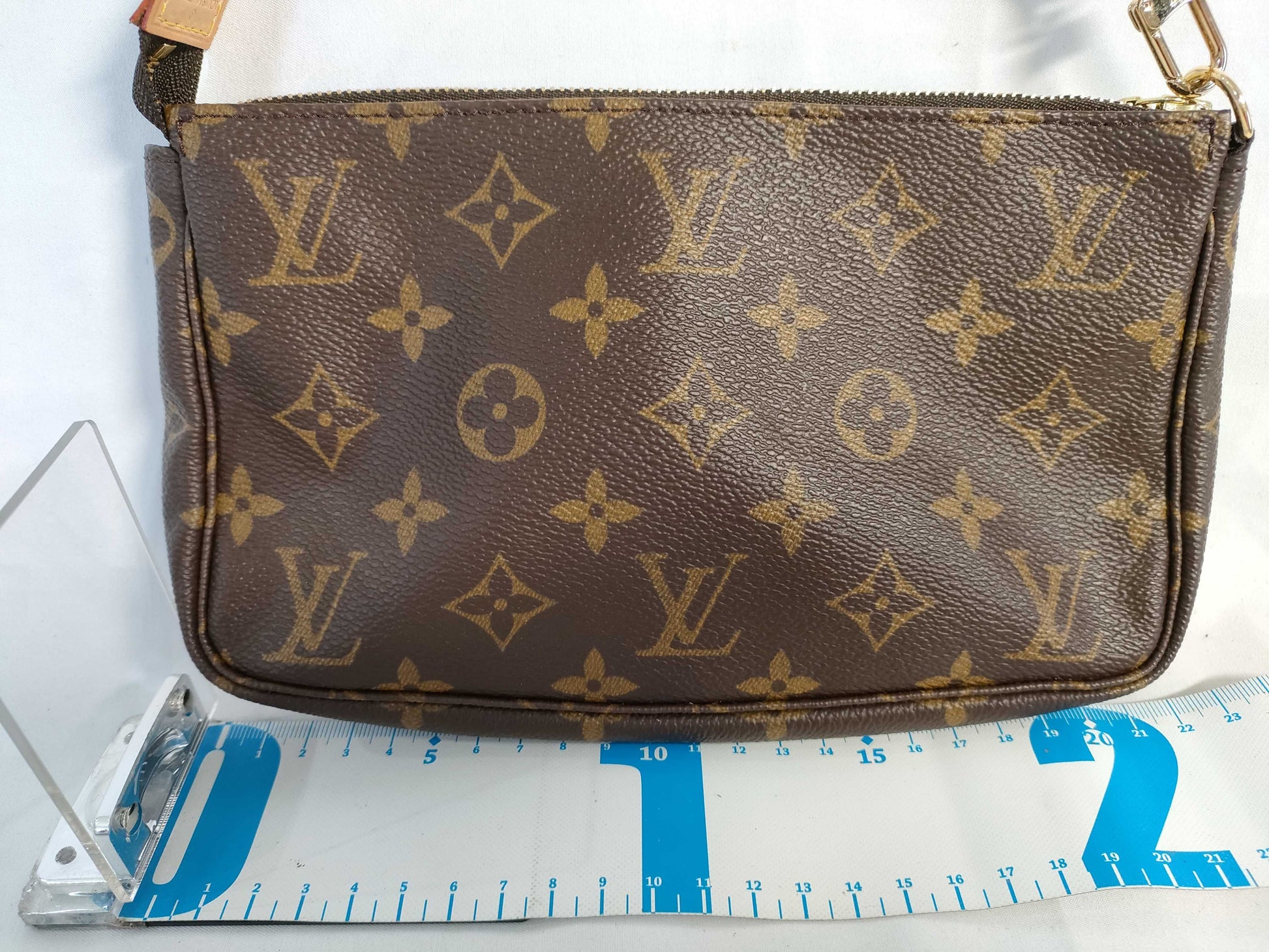 LOUIS VUITTON Monogram Pochette Accessoires M40712/VI1001 Handbag
