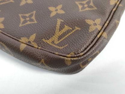 LOUIS VUITTON Monogram Pochette Accessoires M40712/VI1001 Handbag