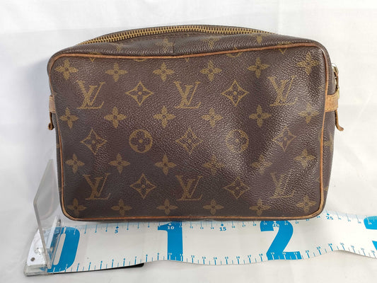 LOUIS VUITTON Monogram Louis Vuitton Clutch Bag Second Bag