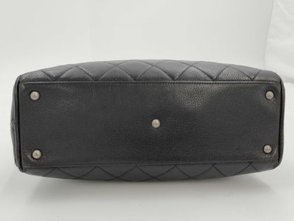 CHANEL Matelasse Handbag Caviar Skin Handbag