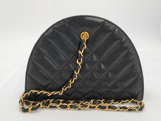 CHANEL Matelasse Chain Shoulder Bag Lambskin Round Shoulder Bag