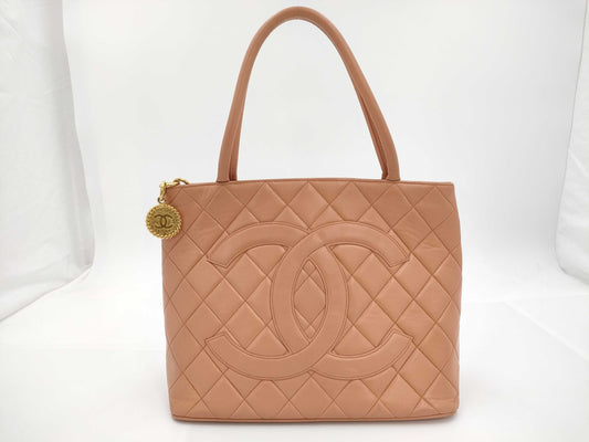 CHANEL Matelasse Reproduction Tote Bag
