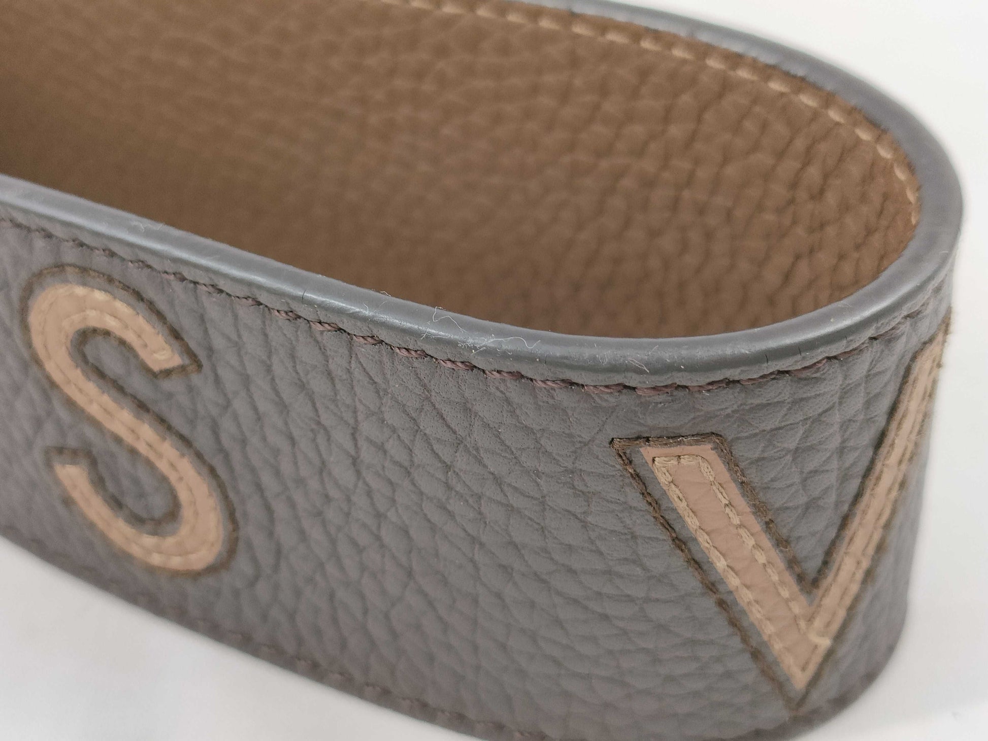 LOUIS VUITTON Taurillon Shoulder Strap Strap