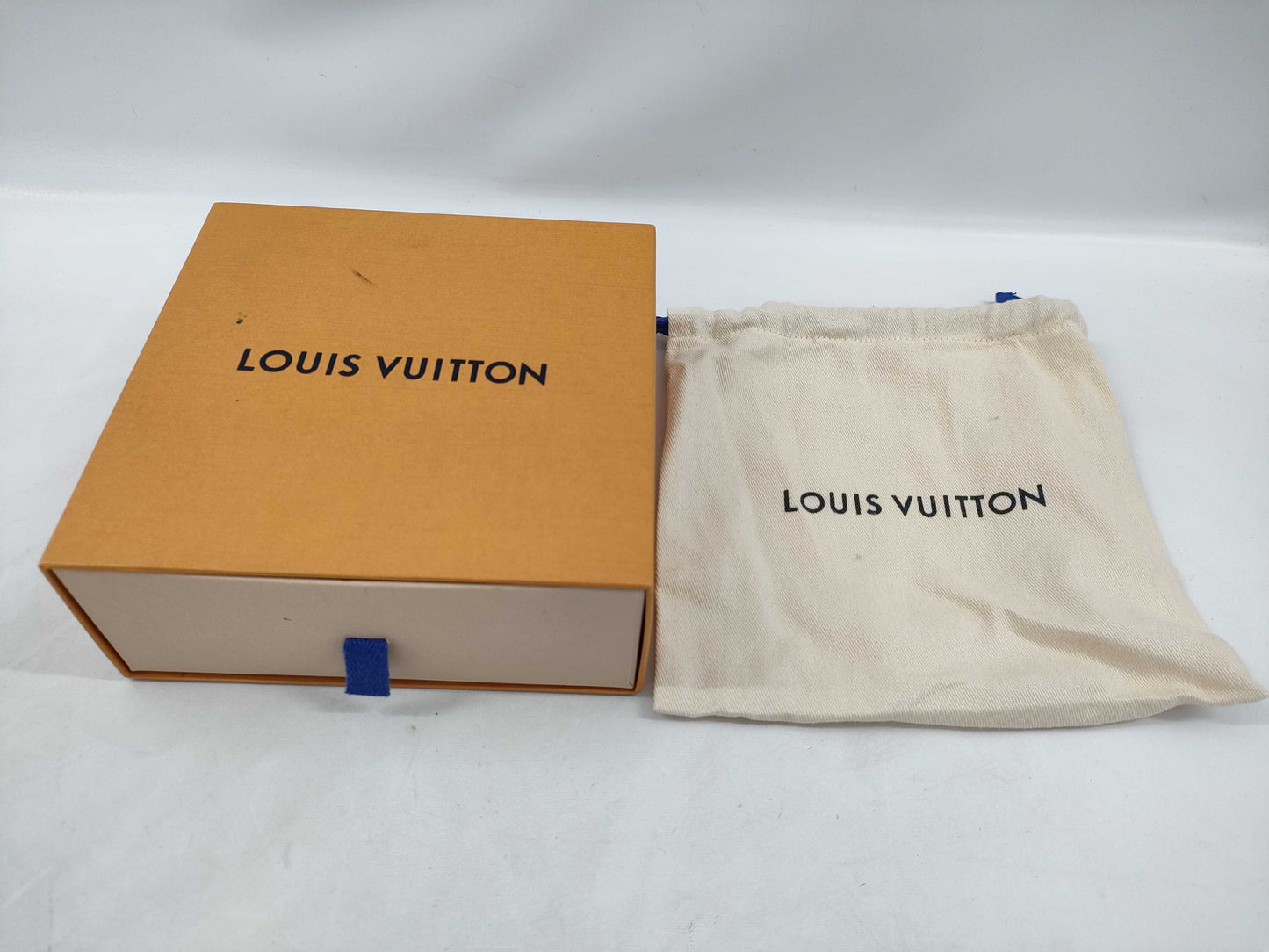 LOUIS VUITTON Taurillon Shoulder Strap Strap