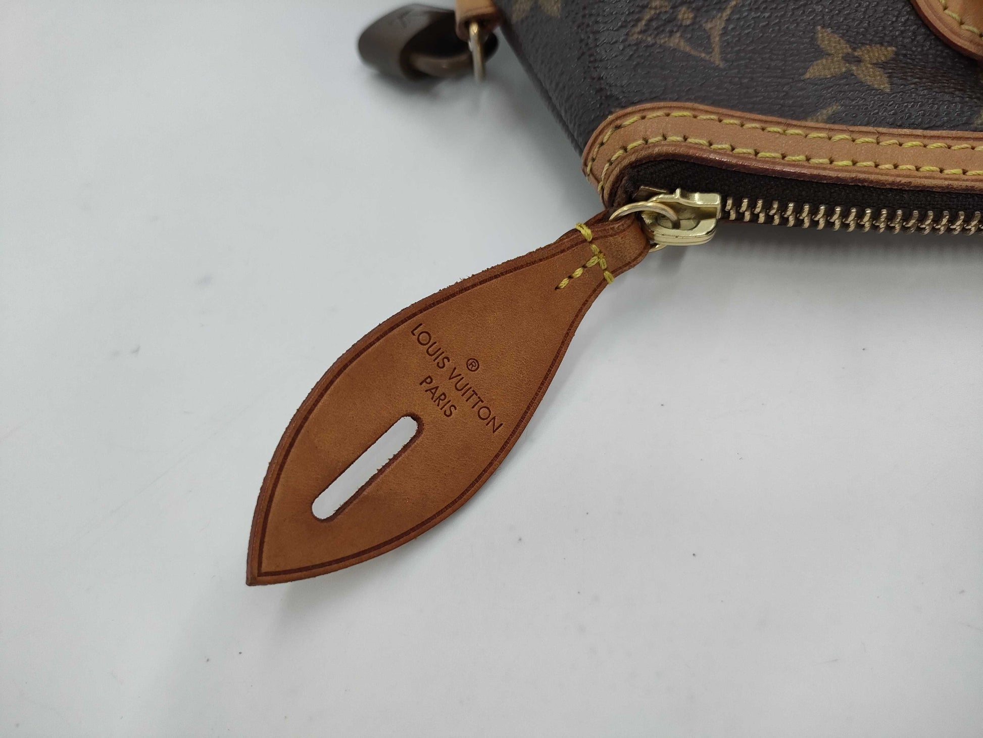 LOUIS VUITTON LOUIS VUITTON Monogram M40102 Lockit Handbag Bag