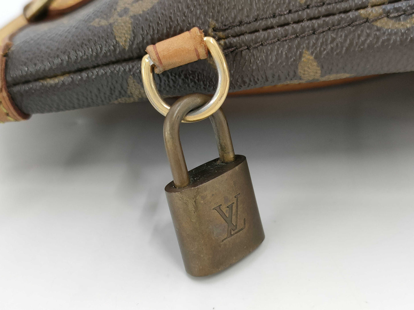 LOUIS VUITTON LOUIS VUITTON Monogram M40102 Lockit Handbag Bag