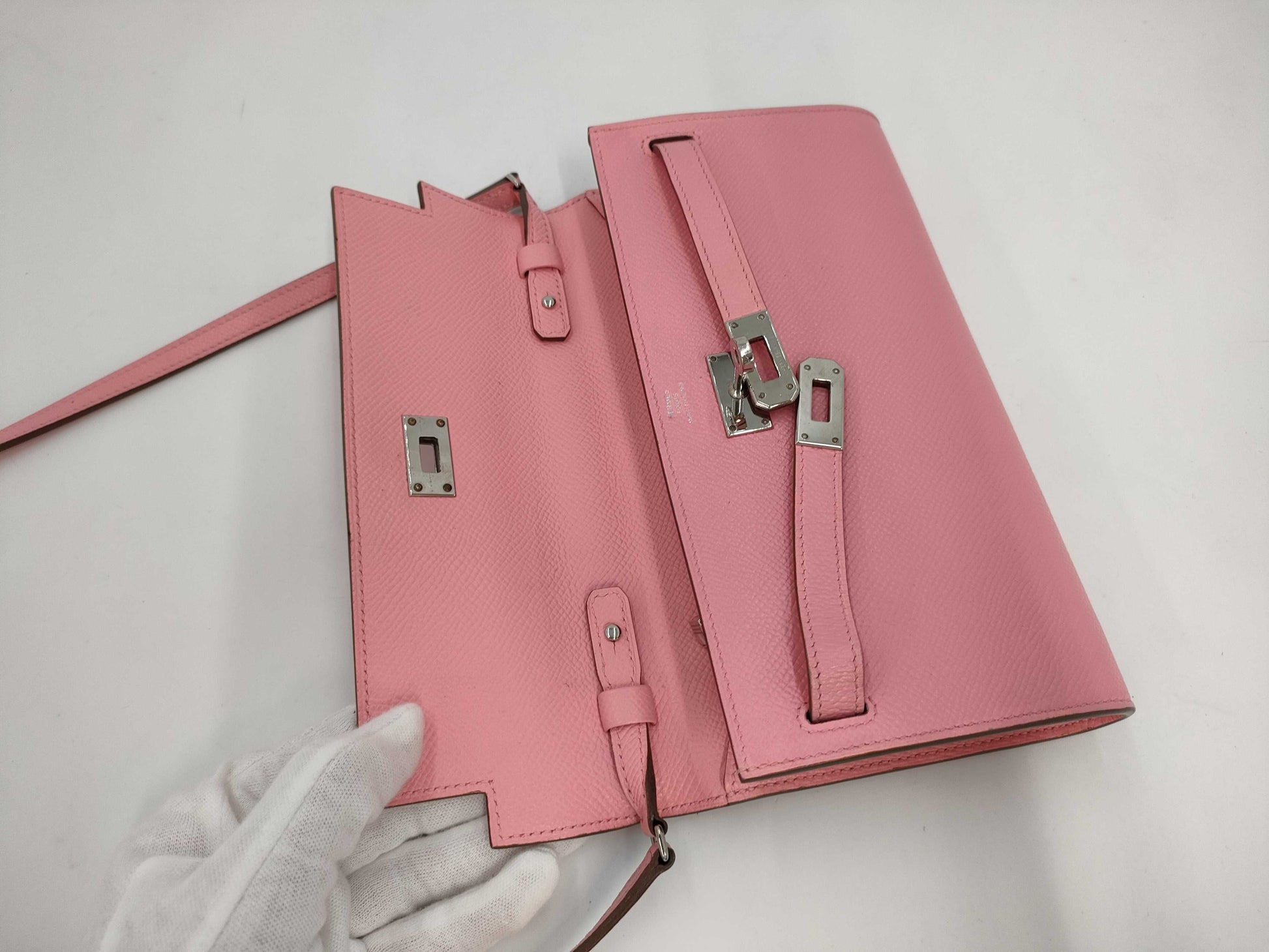 HERMES Kelly Wallet To-Go Epson Rose Confetti Silver Hardware Y Stamp Wallet