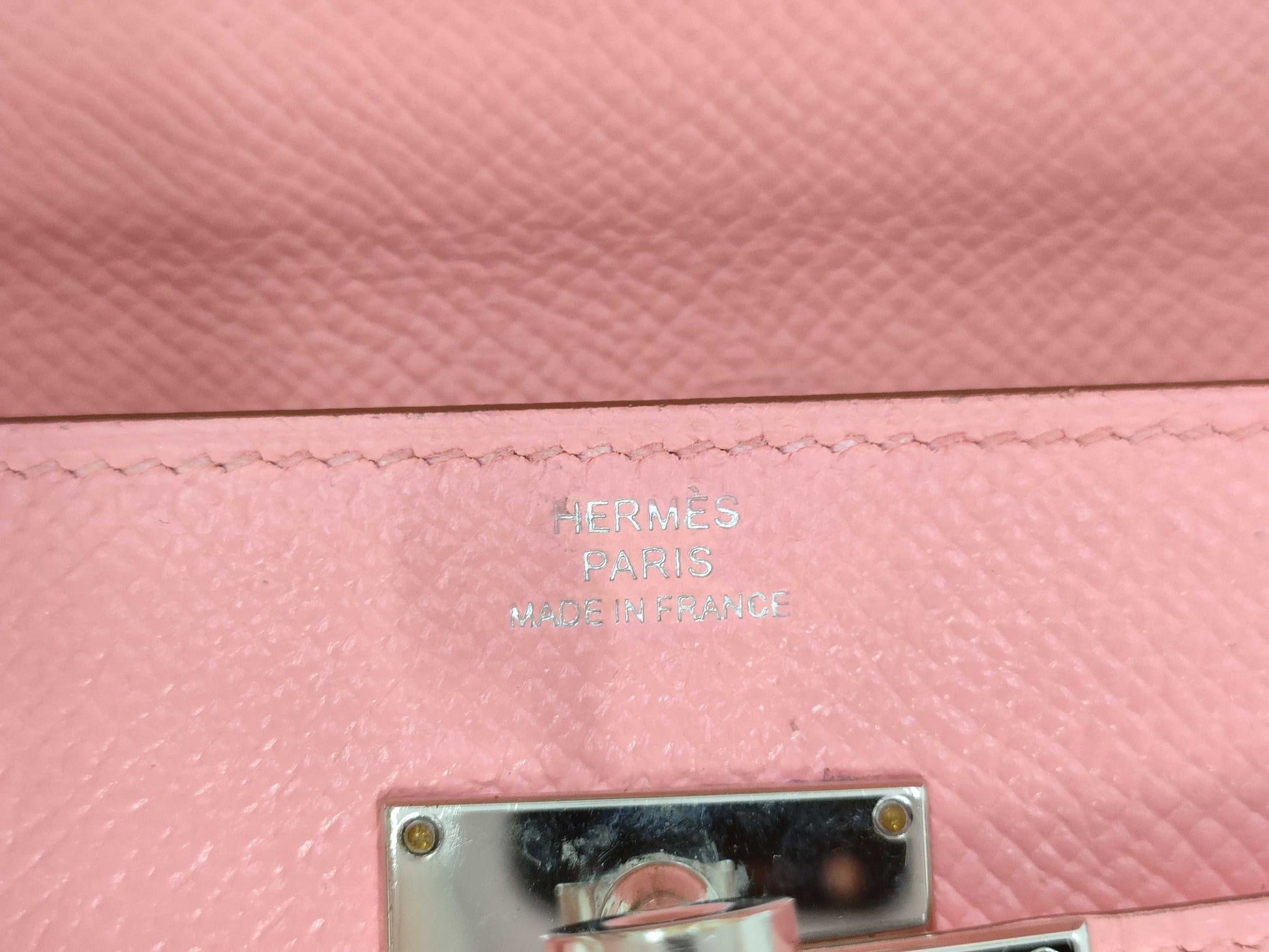 HERMES Kelly Wallet To-Go Epson Rose Confetti Silver Hardware Y Stamp Wallet