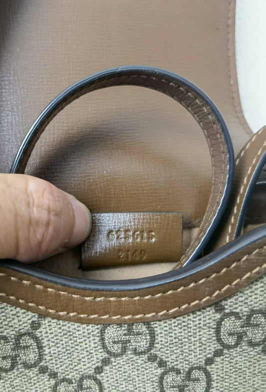 GUCCI? Version Shoulder Bag