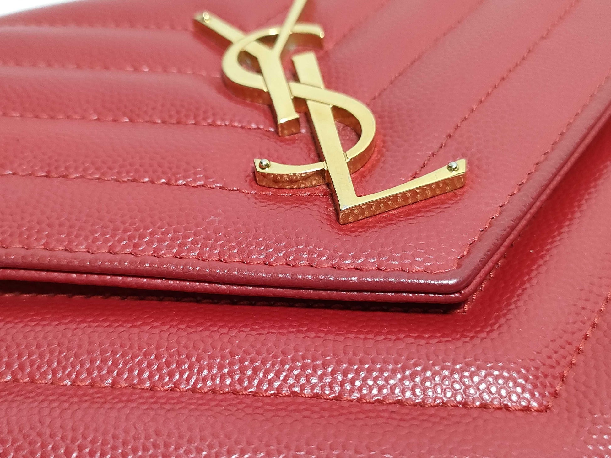 SAINT LAURENT Yves Saint Laurent Classic Cassandre Chain Wallet in Red Quilted Grain de Poudre Leather with Gold GUE377828-0217 Shoulder Bag