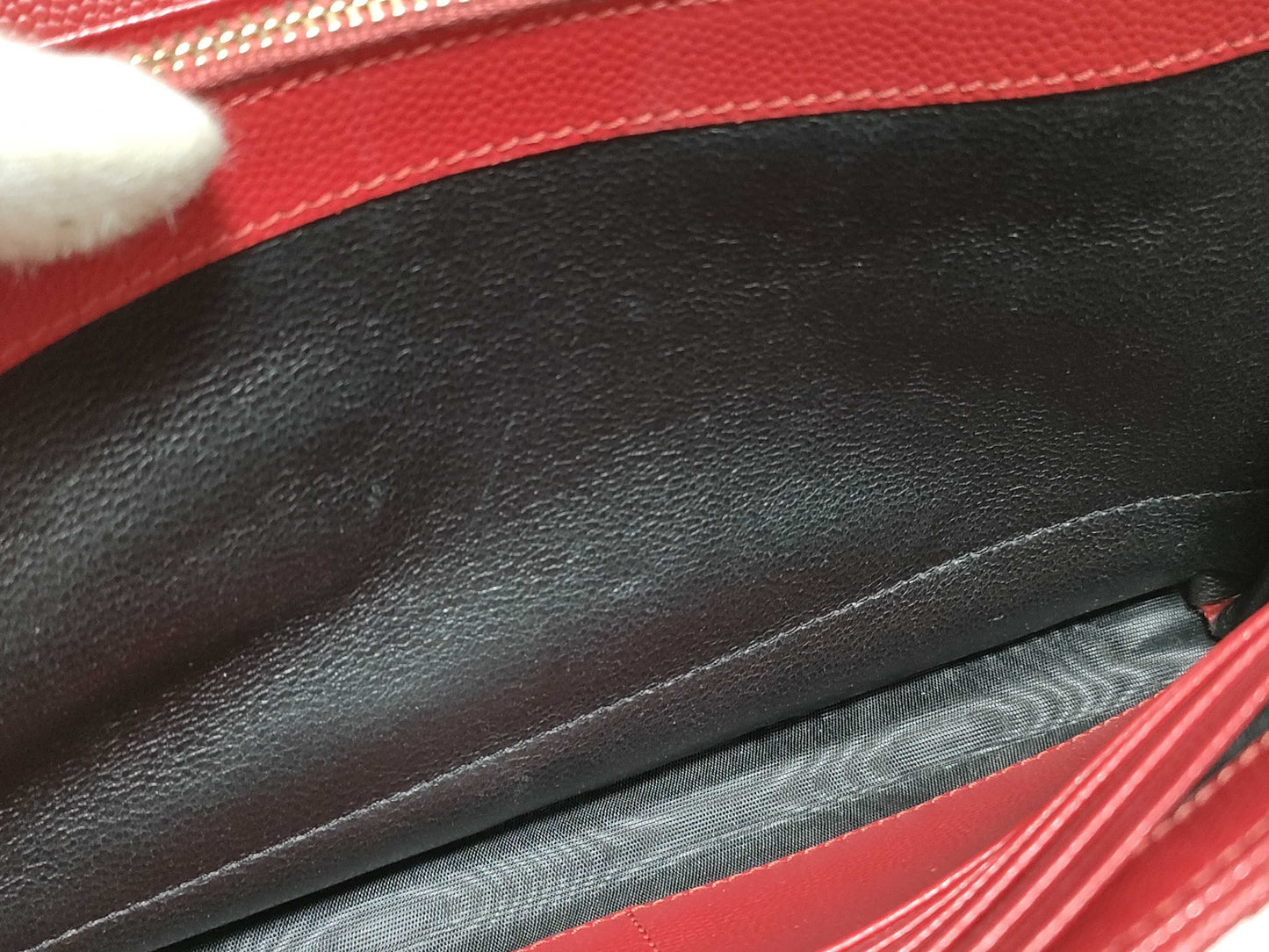 SAINT LAURENT Yves Saint Laurent Classic Cassandre Chain Wallet in Red Quilted Grain de Poudre Leather with Gold Accents Shoulder Bag