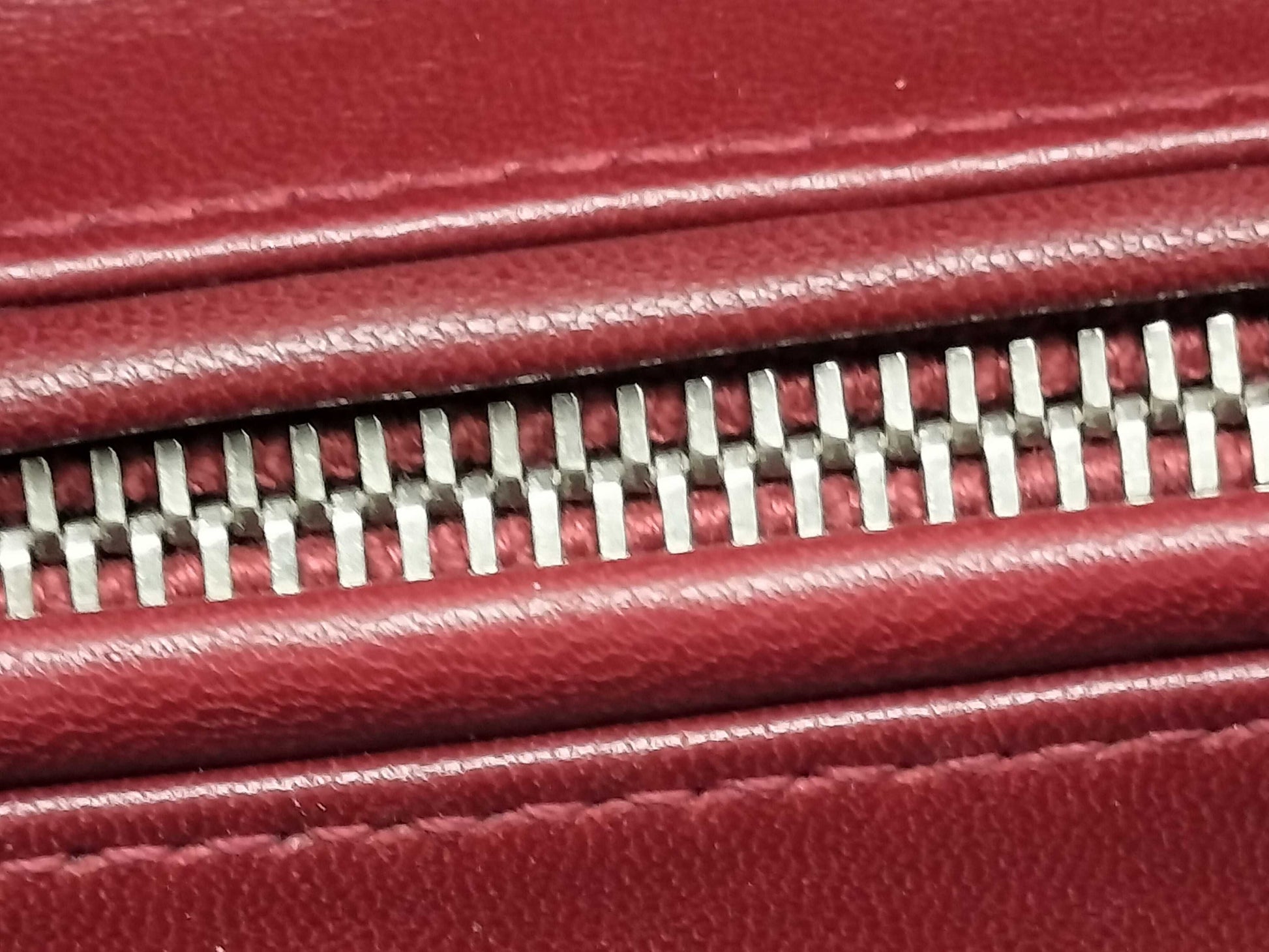 Dior Lady Dior Medium Zip Maroon Cannage Lambskin Leather Silver Handbag 96-MA-1060