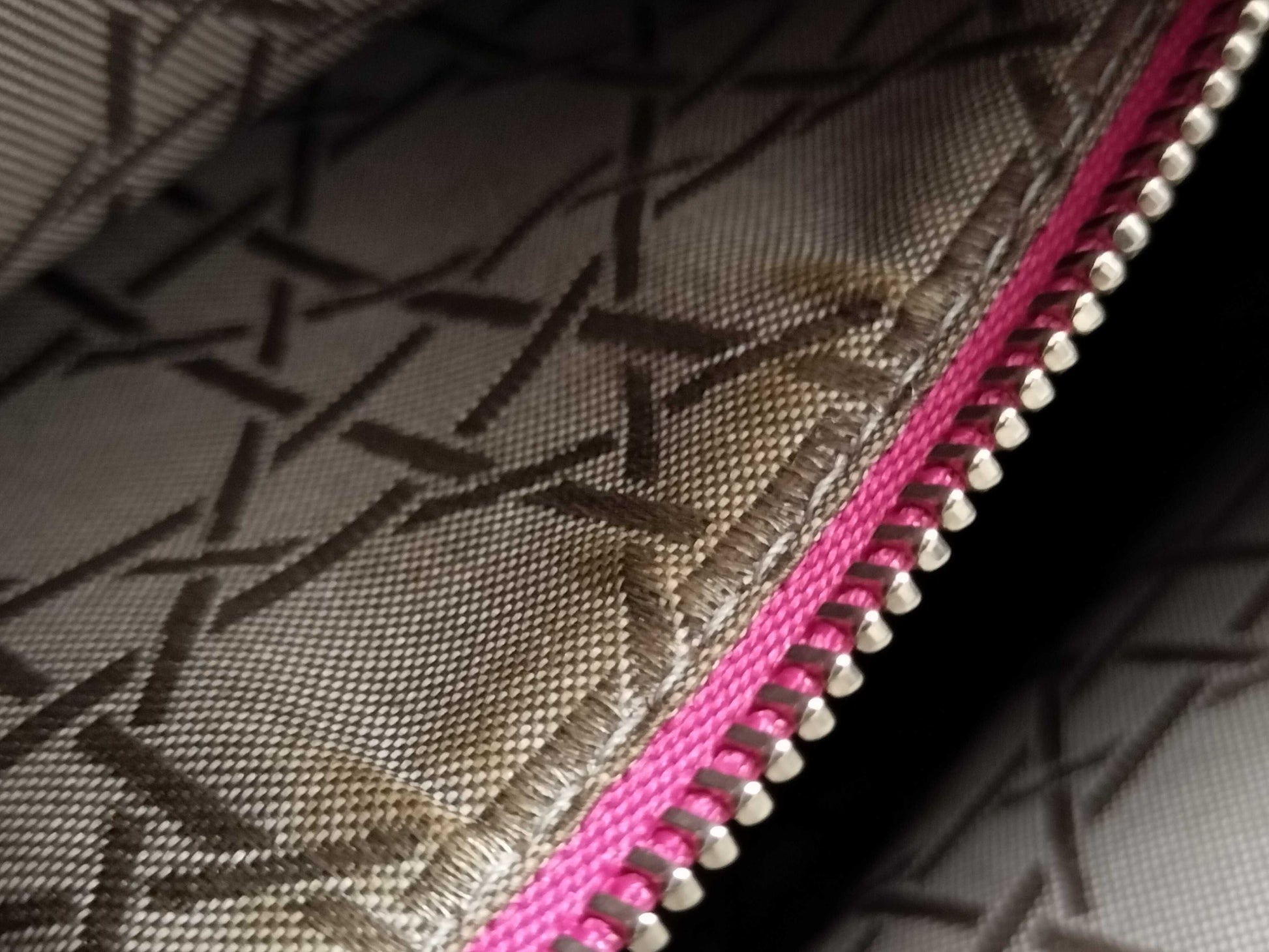 Dior Lady Dior Medium Zip Handbag in Fuchsia Cannage Lambskin Leather and Silver, 16-BO-1112