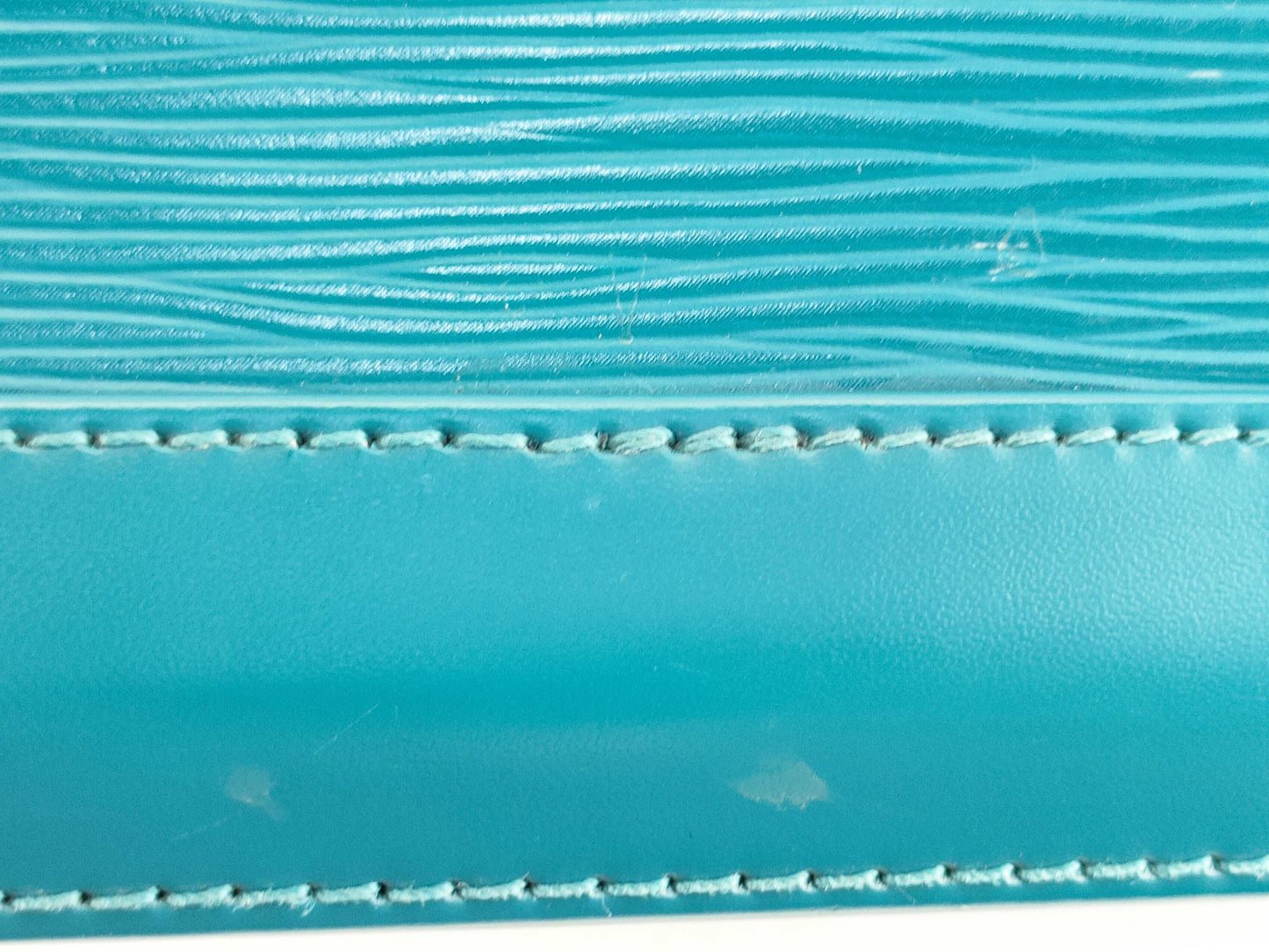 LOUIS VUITTON [Serial Number] RFID Unverifiable FL4183 Louis Vuitton Alma PM Myrtille Blue Epi Leather Handbag with Silver Brass Hardware FL4183