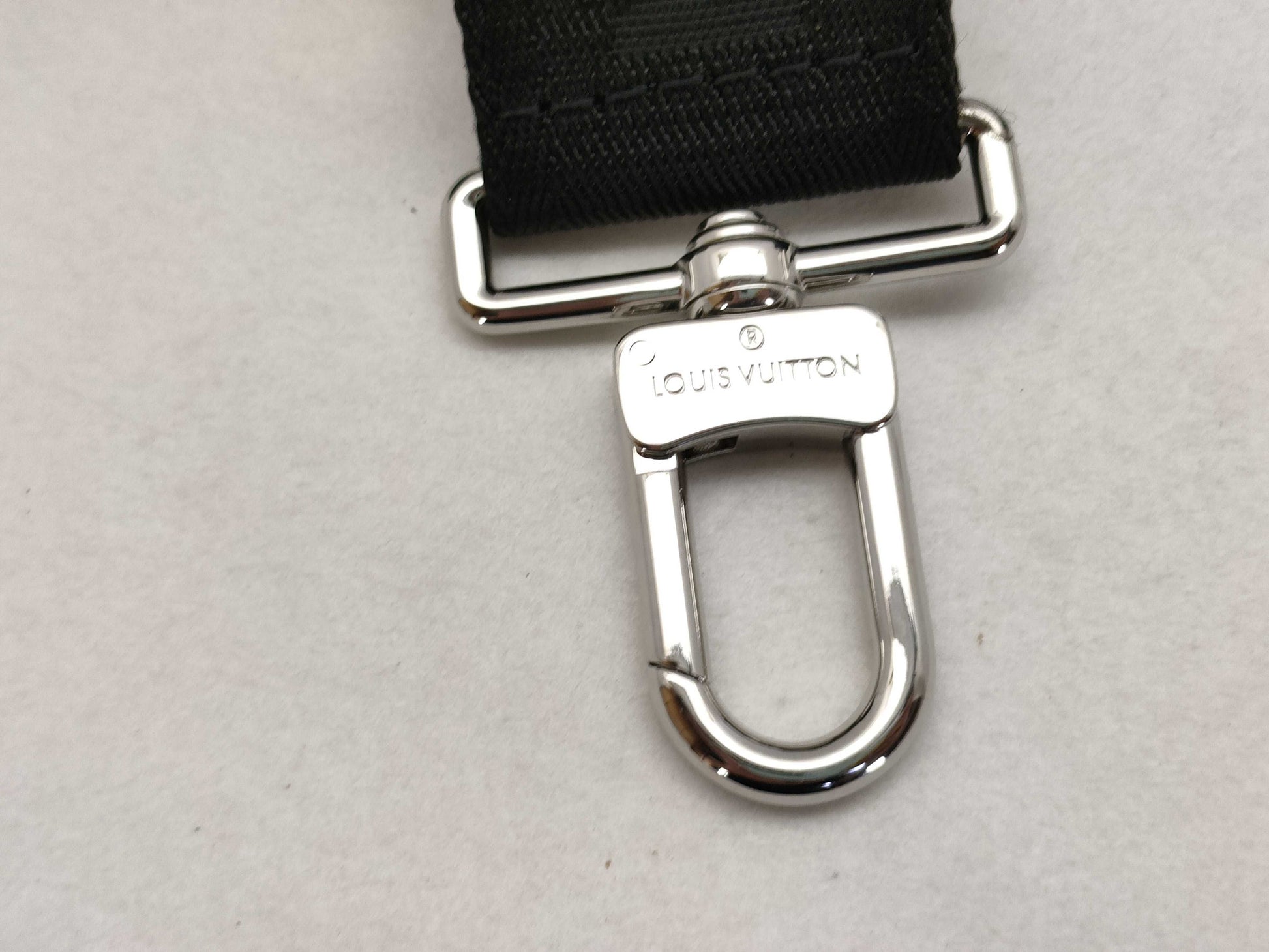 LOUIS VUITTON Louis Vuitton Signature Adjustable Strap, Black/Green, Silver Hardware, 95*4.5*0.5cm Strap