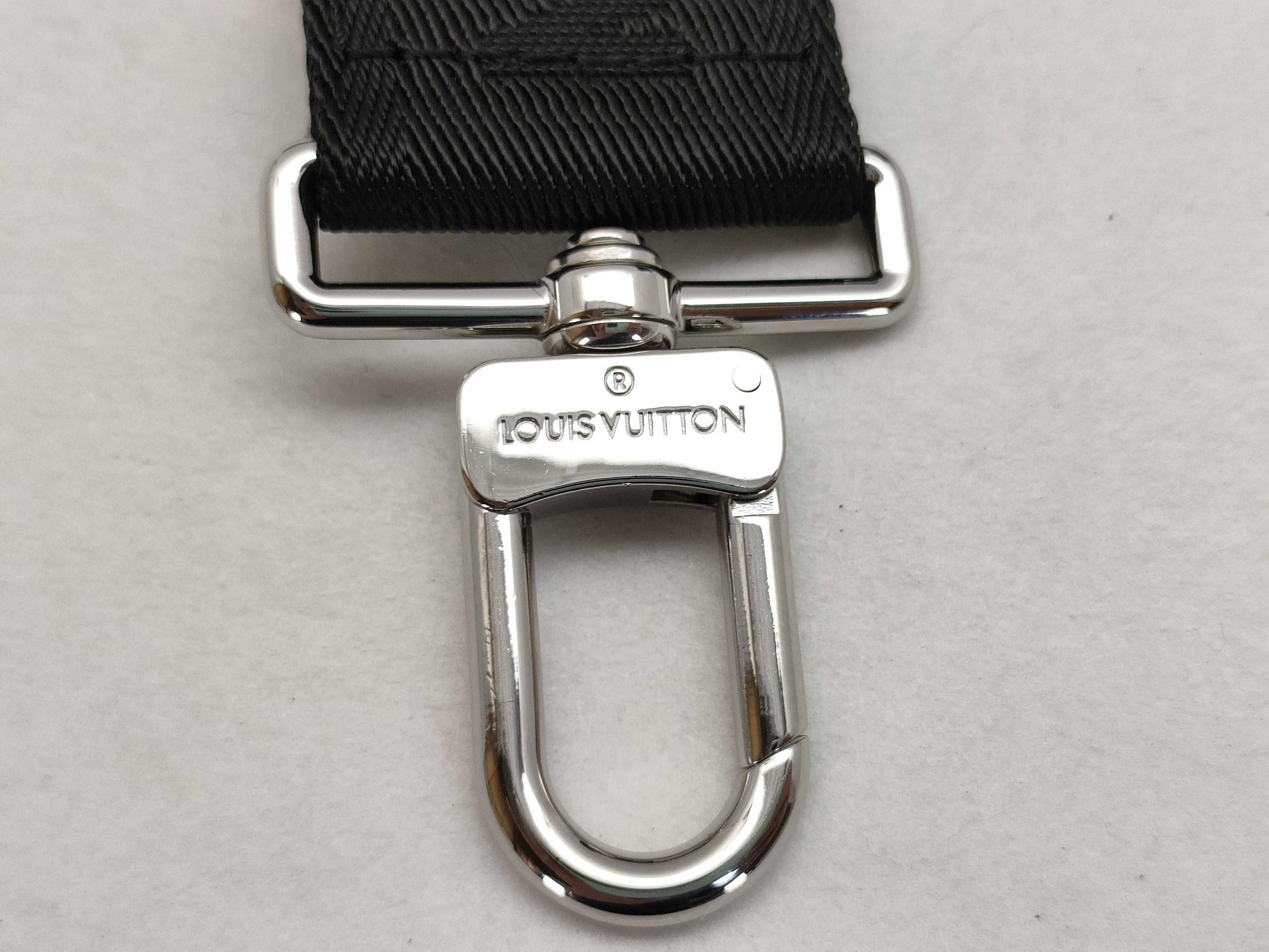 LOUIS VUITTON Louis Vuitton Signature Adjustable Strap, Black/Green, Silver Hardware, 95*4.5*0.5cm Strap
