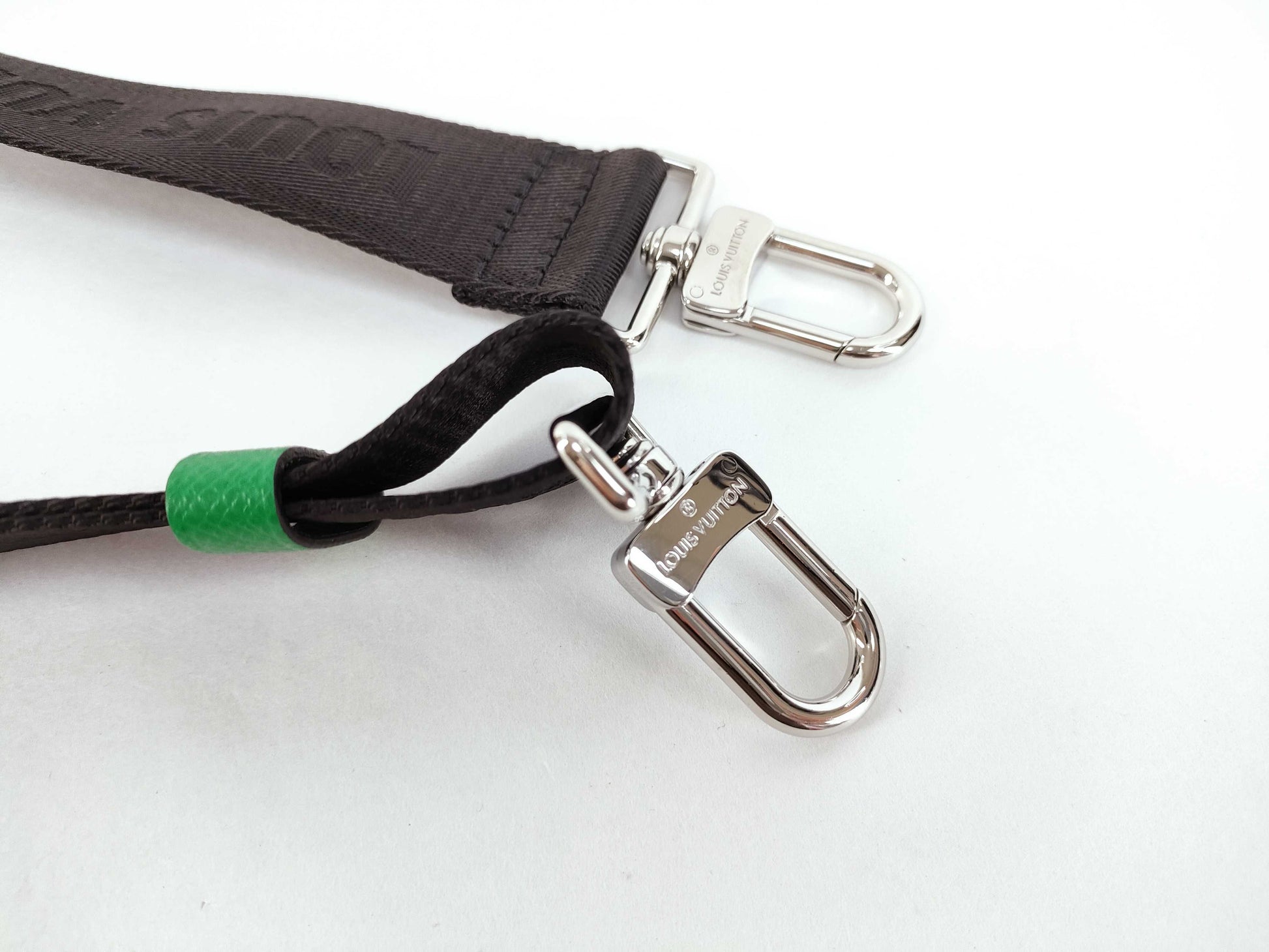 LOUIS VUITTON Louis Vuitton Signature Adjustable Strap Black/Green Silver Hardware 95*4.5*.05cm Other Accessories