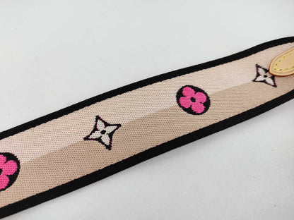 LOUIS VUITTON Louis Vuitton Signature Strap Beige/Black/Pink Signature Canvas Gold Hardware 95*4.5*.05cm Other Accessories