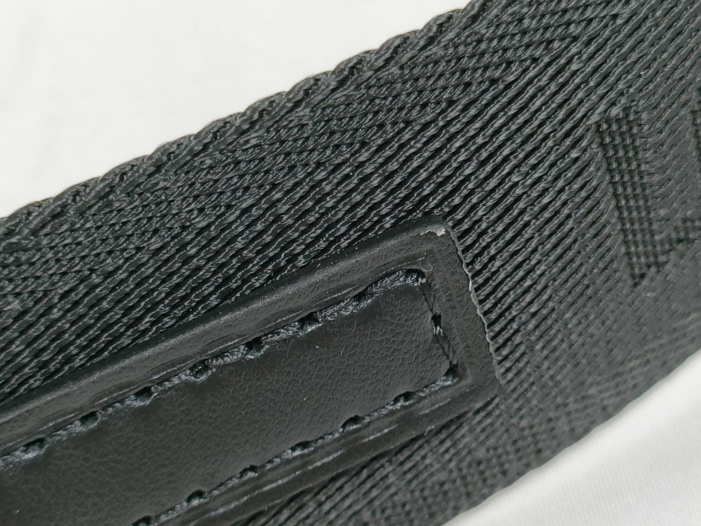 LOUIS VUITTON Louis Vuitton Signature Adjustable Strap Black with Black Hardware 95*4.5*0.5cm Strap