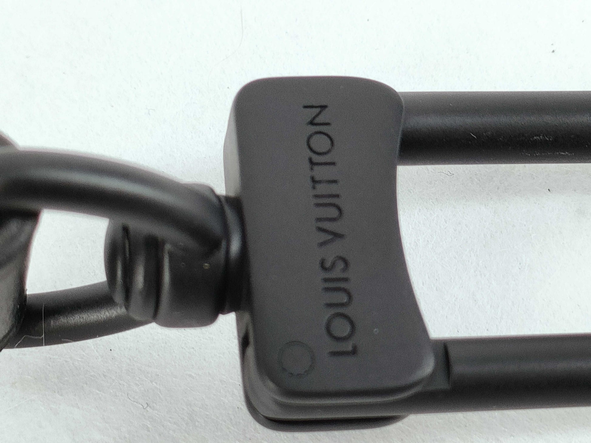 LOUIS VUITTON Louis Vuitton Signature Adjustable Strap Black with Black Hardware 95*4.5*.05cm Other Accessories