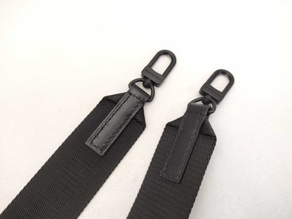 LOUIS VUITTON Louis Vuitton Signature Adjustable Strap Black with Black Hardware 95*4.5*0.5cm Strap