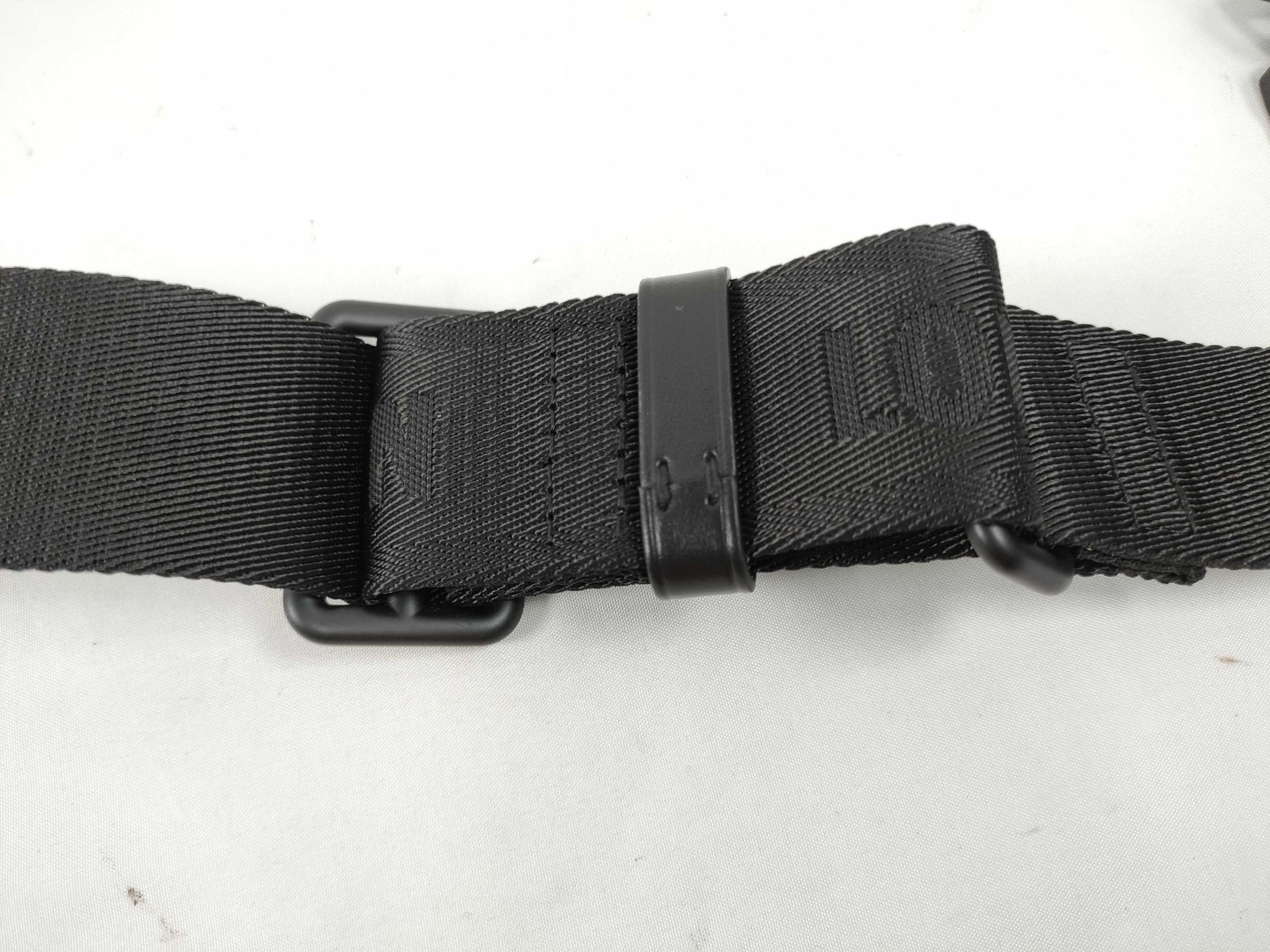 LOUIS VUITTON Louis Vuitton Signature Adjustable Strap Black with Black Hardware 95*4.5*0.5cm Strap