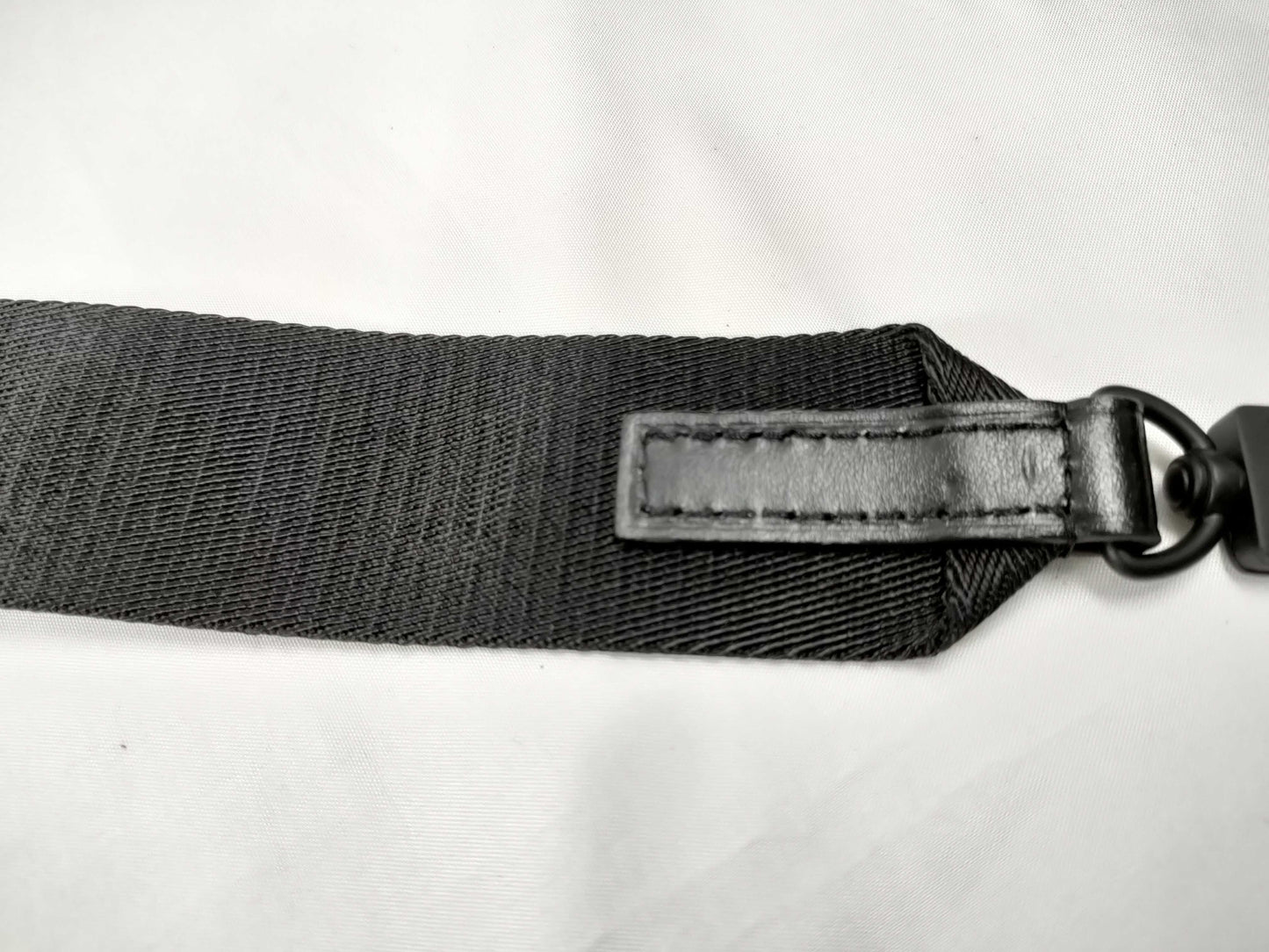 LOUIS VUITTON Louis Vuitton Signature Adjustable Strap Black with Black Hardware 95*4.5*0.5cm Strap