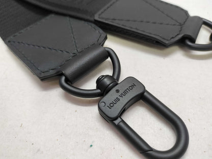 LOUIS VUITTON Louis Vuitton Signature Adjustable Strap Black with Black Hardware 95*5*.05cm Strap
