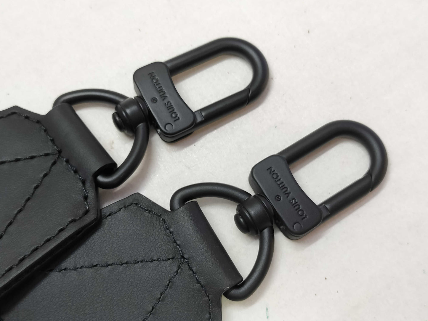 LOUIS VUITTON Louis Vuitton Signature Adjustable Strap Black with Black Hardware 95*5*.05cm Strap