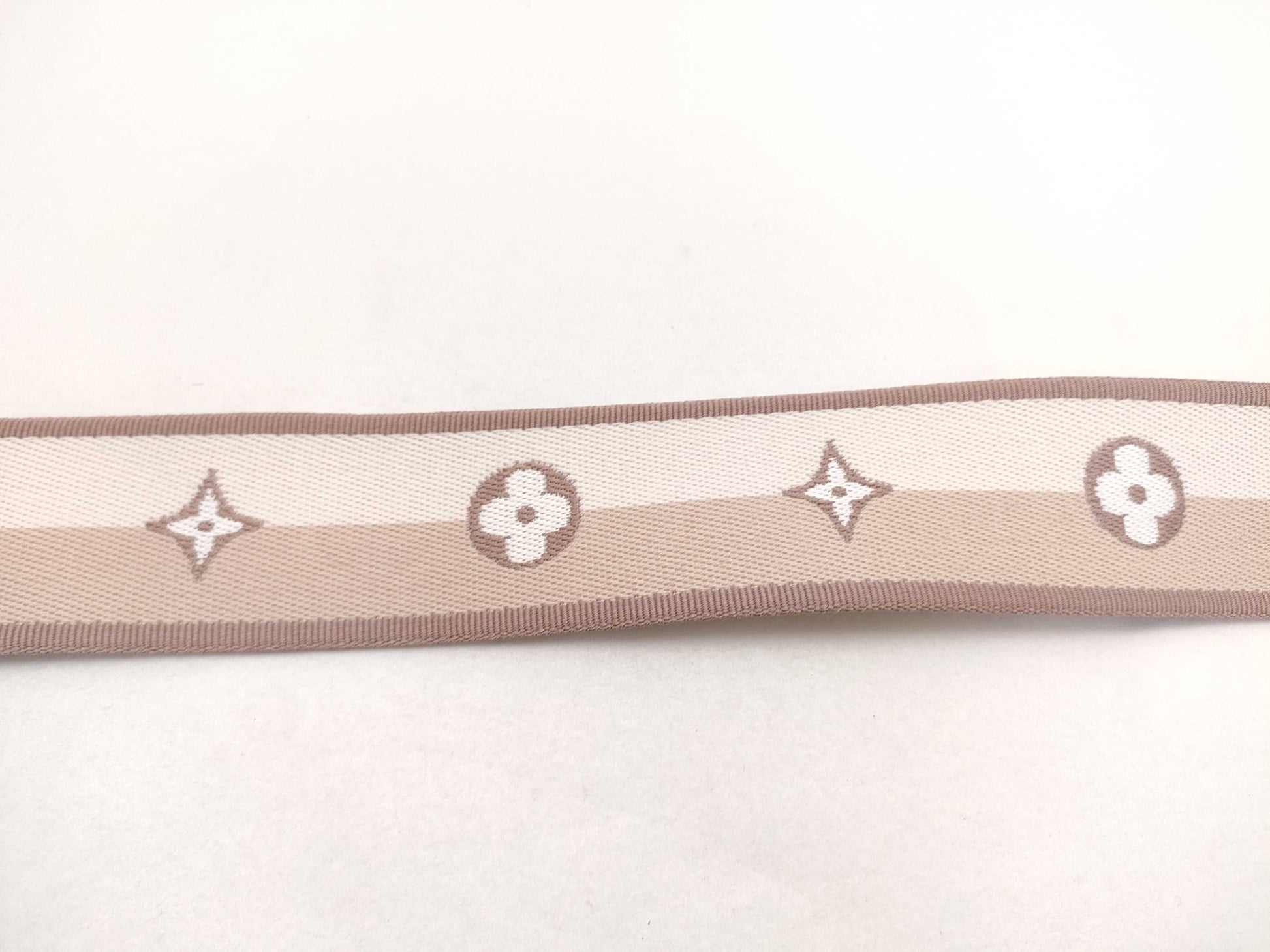 LOUIS VUITTON Signature Strap, Beige/Brown Canvas with Gold Hardware, 95*4.5*.05cm