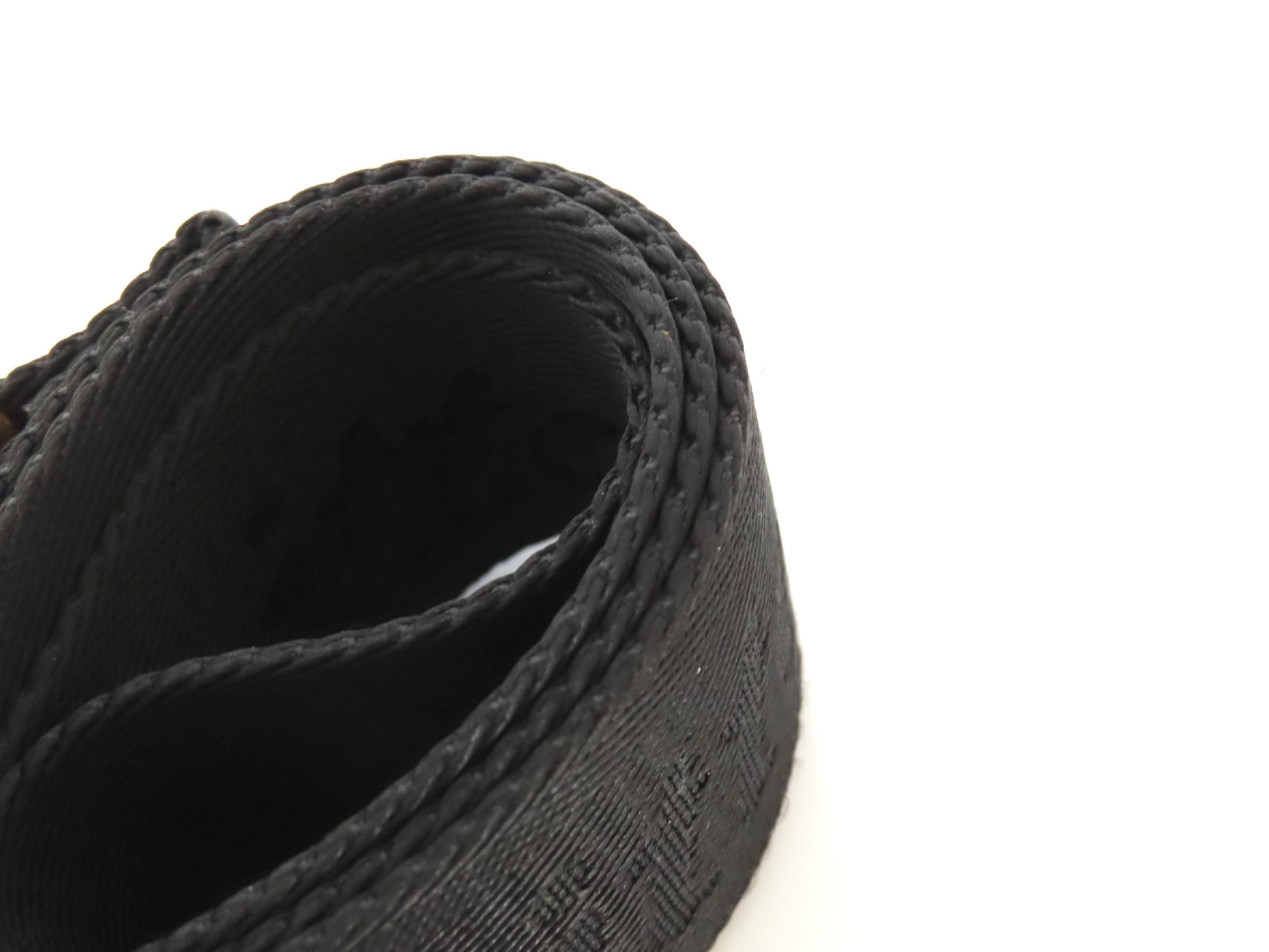 LOUIS VUITTON Louis Vuitton Signature Adjustable Strap Black with Gold Hardware 95*4.5*0.5cm Strap