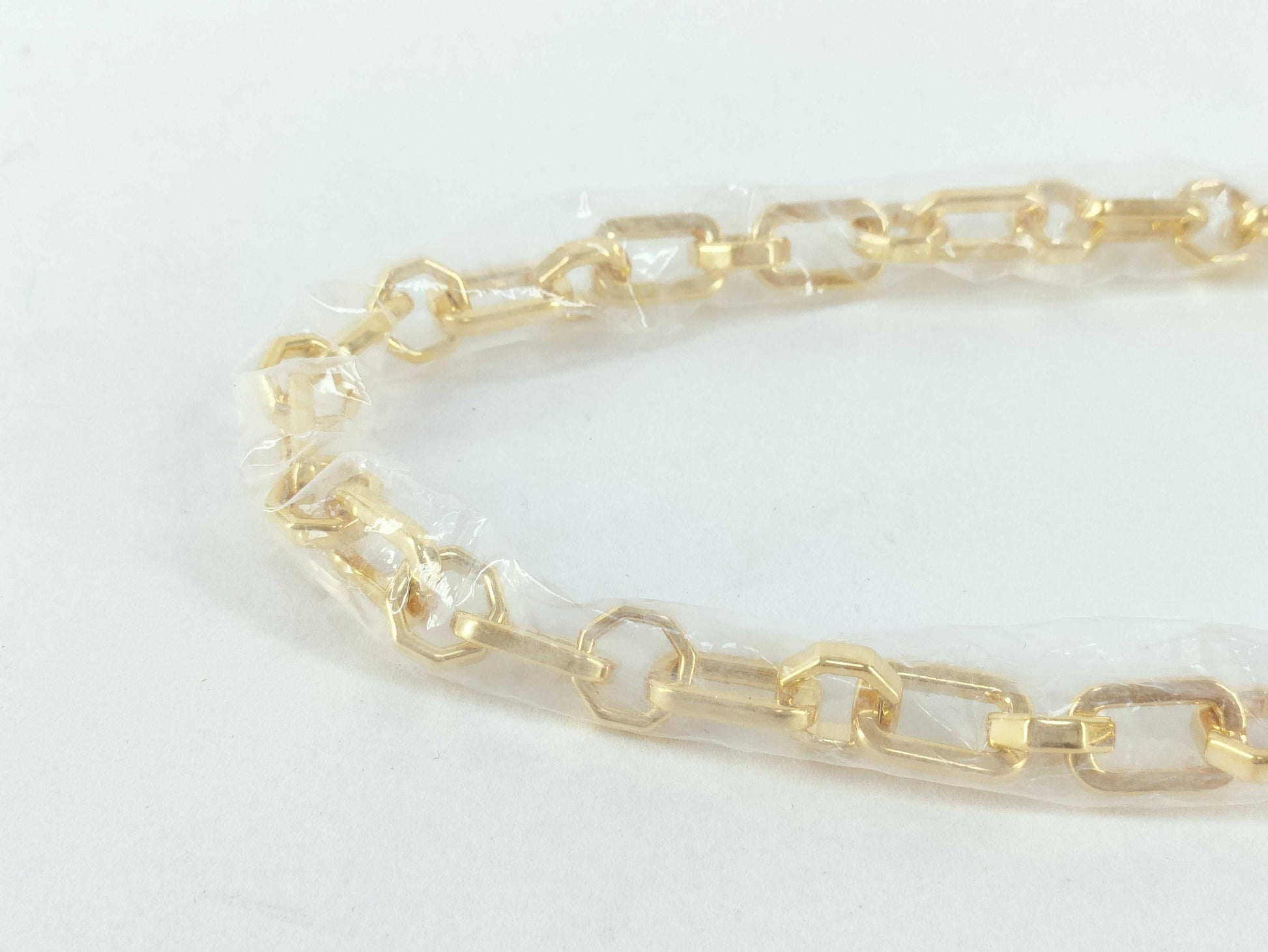 LOUIS VUITTON C Lock 'n Gold Chain Strap with Gold Hardware, 55*1*1cm Necklace