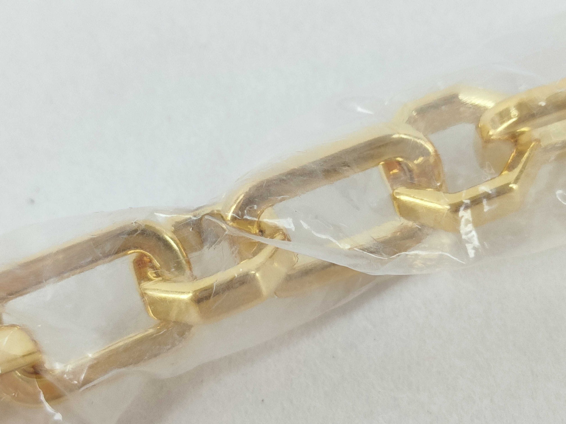 LOUIS VUITTON C Lock 'n Gold Chain Strap with Gold Hardware, 55*1*1cm Necklace