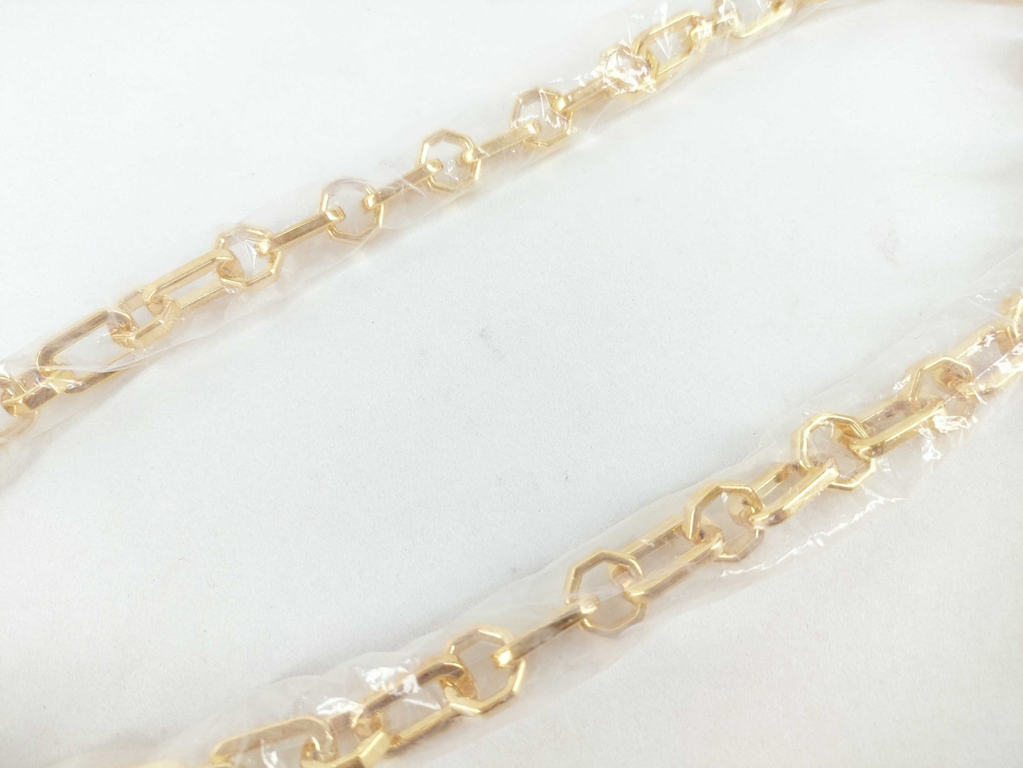 LOUIS VUITTON C Lock 'n Gold Chain Strap with Gold Hardware, 55*1*1cm Necklace
